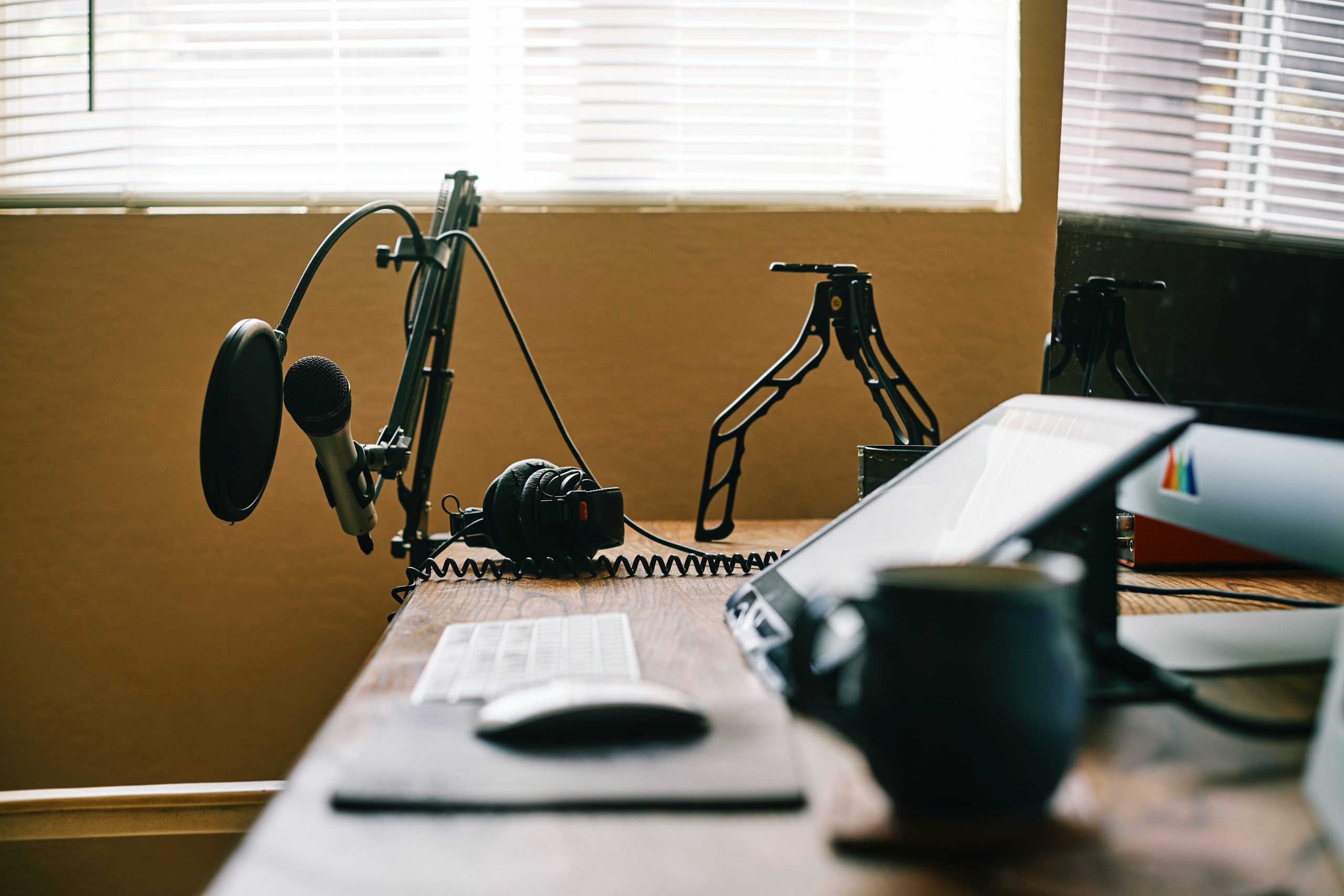 ImageEpisode 105: Belen Eglez and Jonas Taylor on Enabling the Entire Revenue Org 