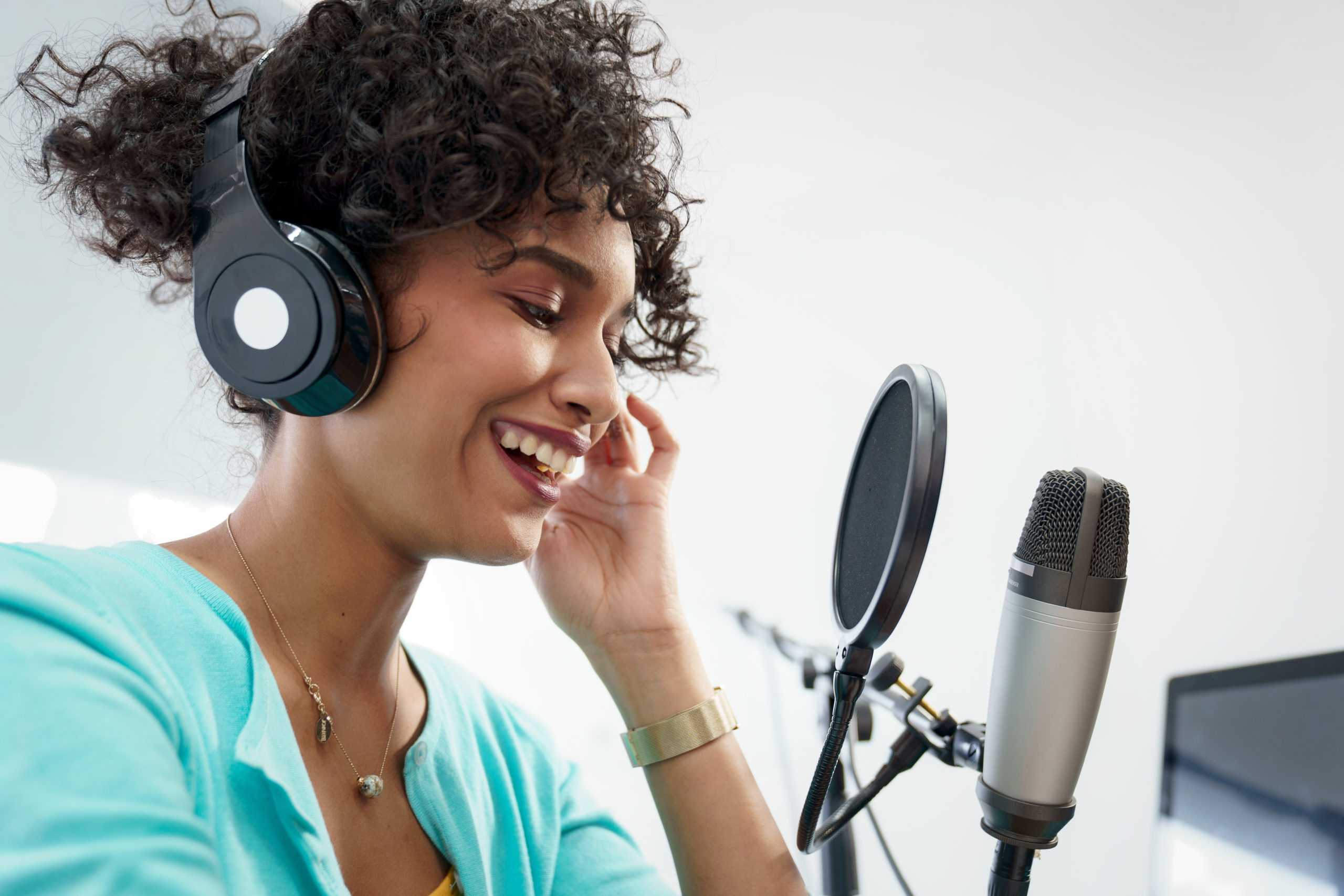ImageEpisode 142: Empowering Women to Excel in Sales Enablement 