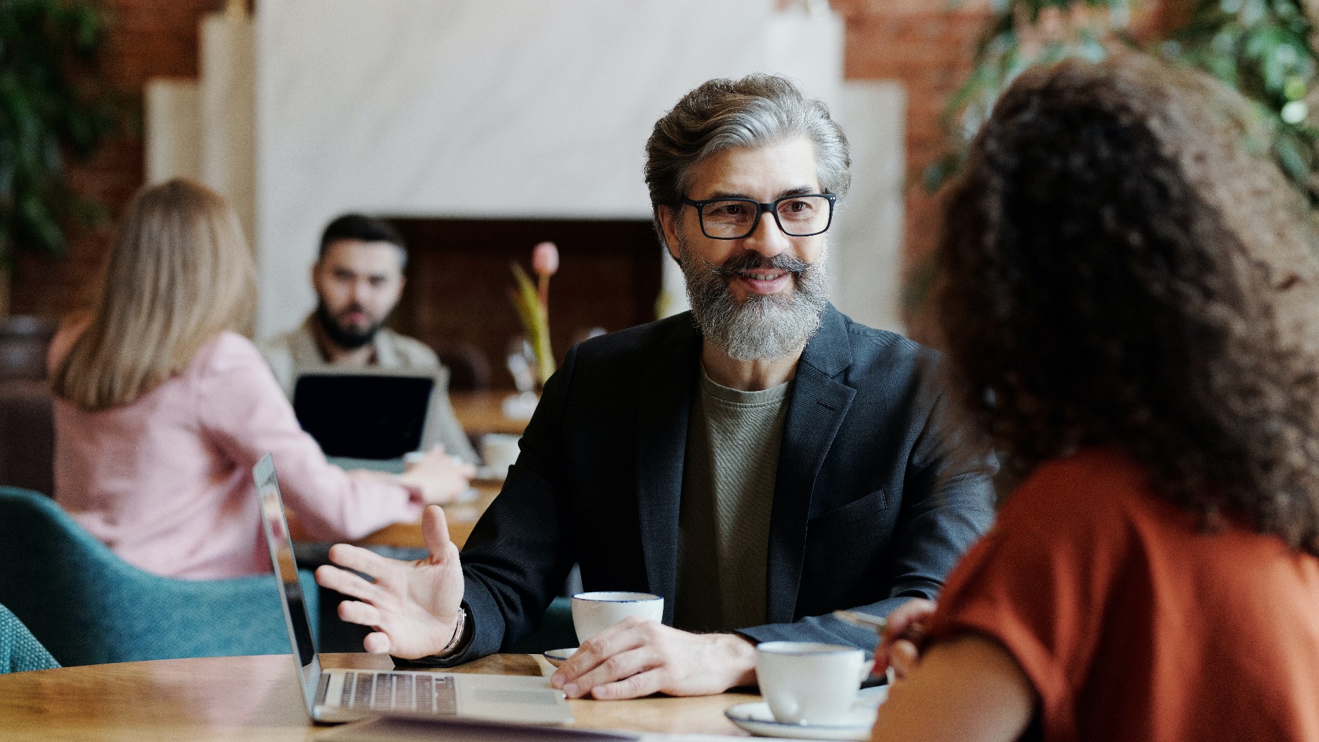 Building Trust Between Sales and Enablement with Highspot