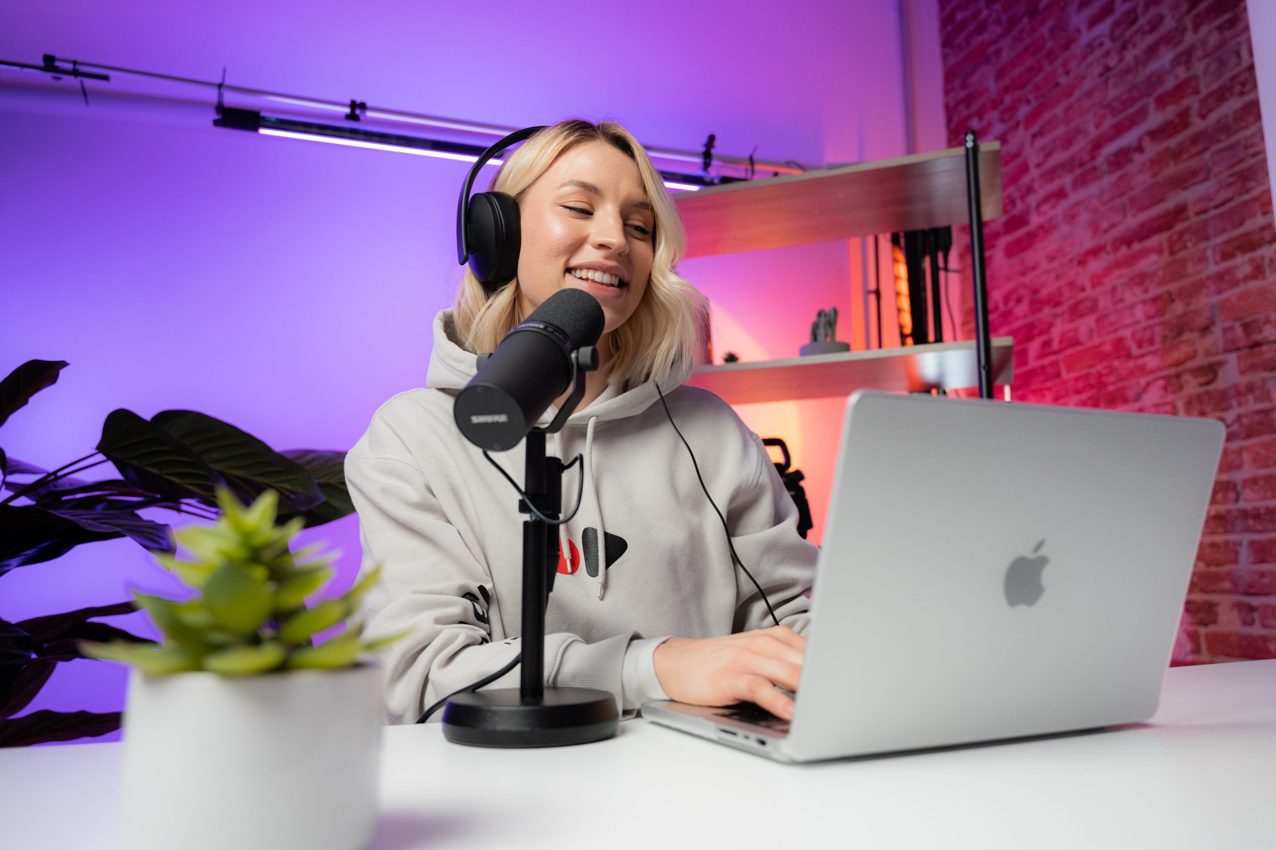 Episode 239: Brooke Eklund on Identifying Gaps in the Sales Process