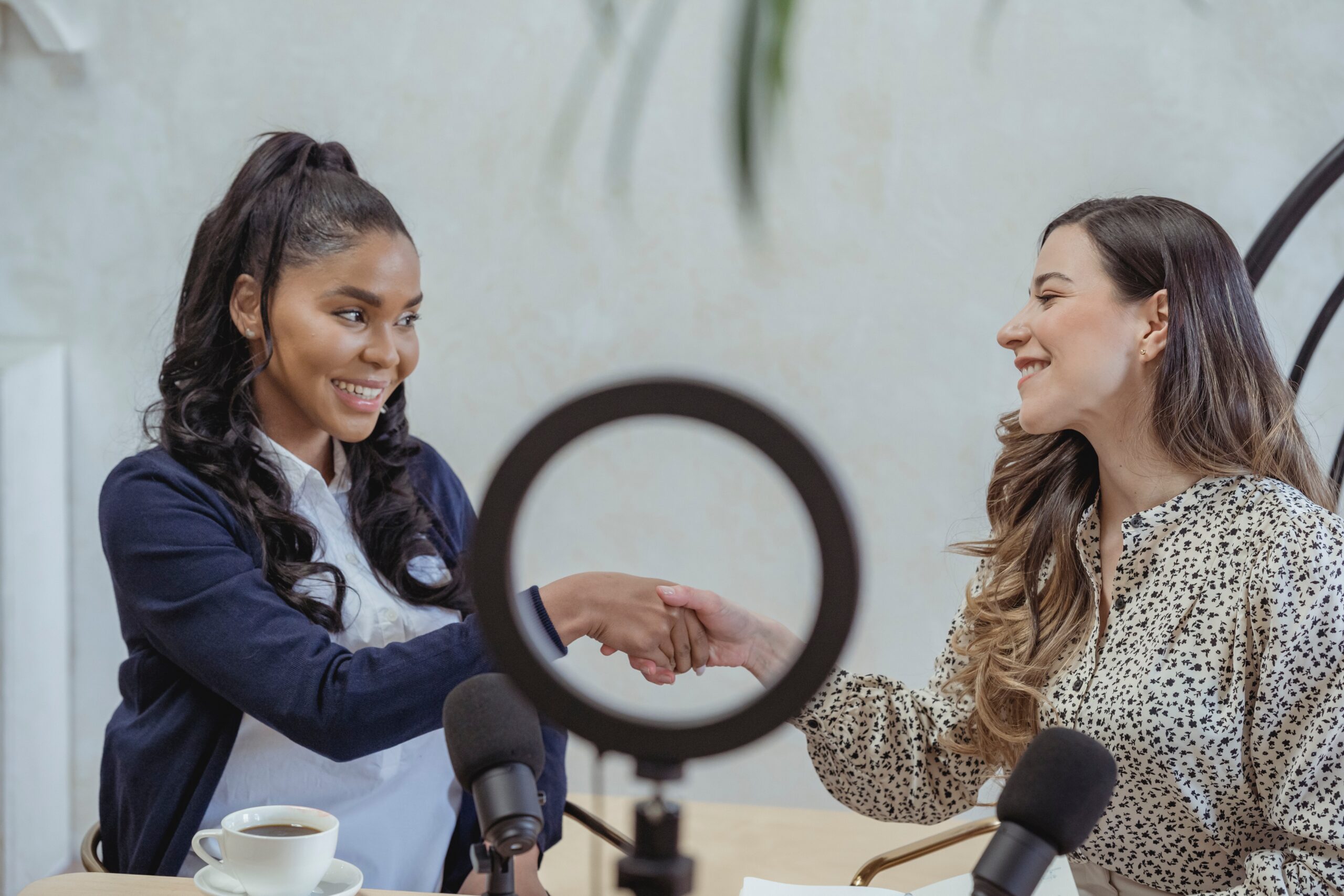 Episode 251: Bana Kawar on Driving Sales Performance Through Everboarding